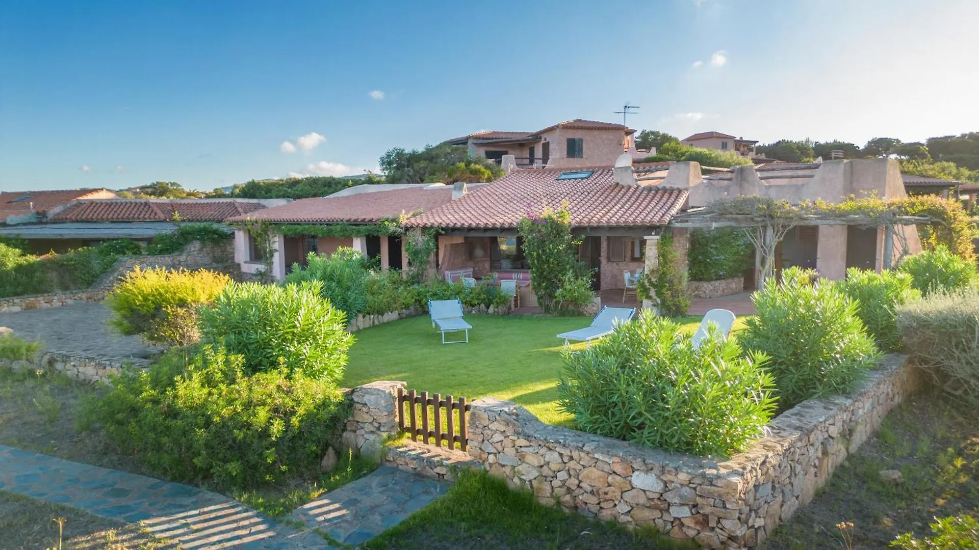 Scoglietto - Happy Rentals contacts